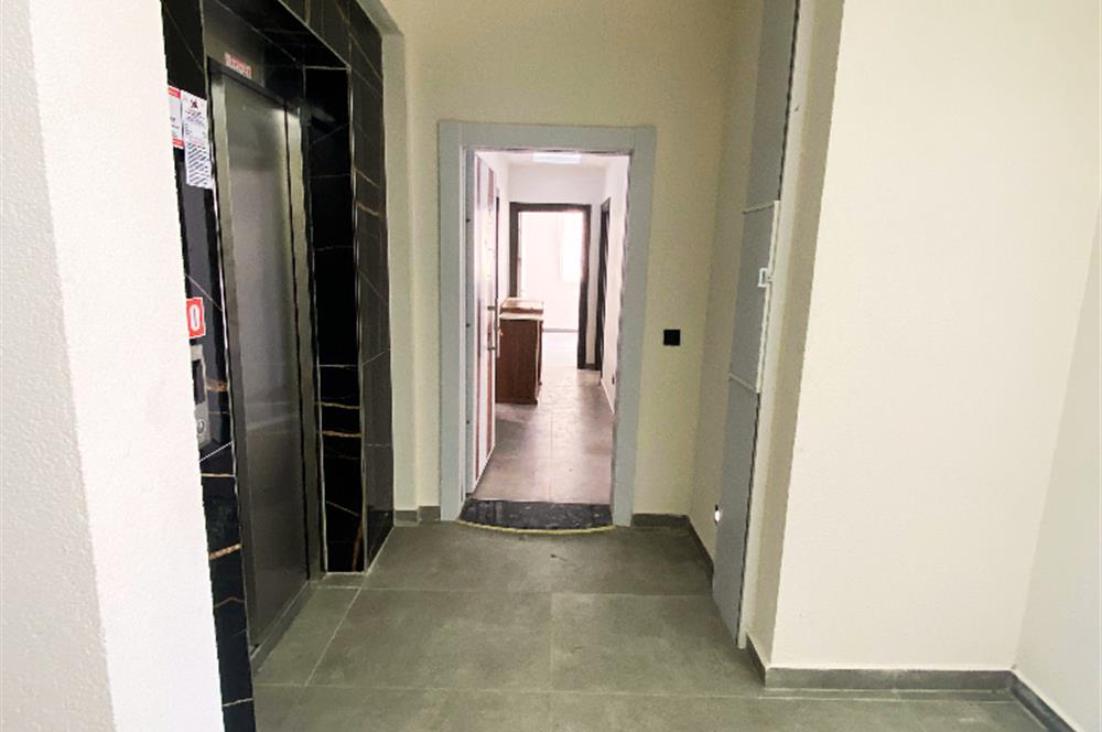  Didim Hisar Mahallesinde, Fener Caddesinin yanı başında, SATILIK Bahçe Katı 2+1, Ayrı Mutfak, Sıfır Daire