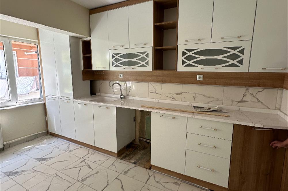 CENTURY21 PLUS 'DAN İÇİ YENİLENMİŞ 3+1 FIRSAT DAİRE