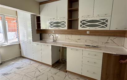 CENTURY21 PLUS 'DAN İÇİ YENİLENMİŞ 3+1 FIRSAT DAİRE