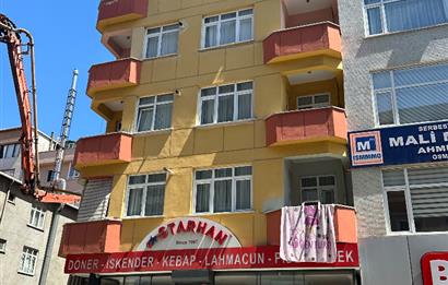ZÜMRÜTEVLERDE KOMPLE SATILIK BİNA