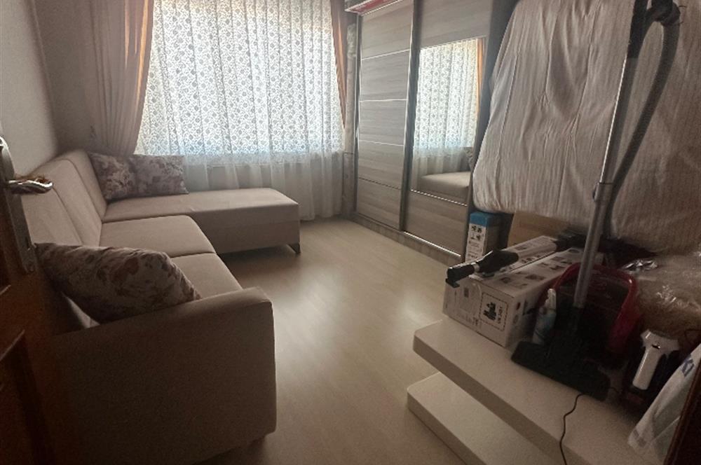 ZÜMRÜTEVLERDE KOMPLE SATILIK BİNA
