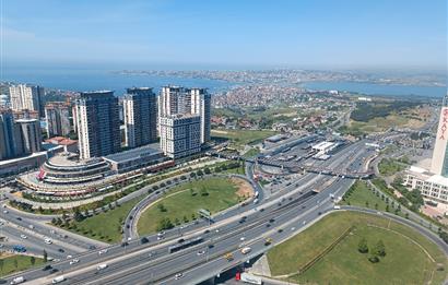Burç istanbul İş merkezinde 32 katta 516m2 şerefiyeli ofis.