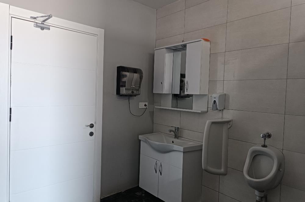 Burç istanbul İş merkezinde 32 katta 516m2 şerefiyeli ofis.