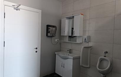 Burç istanbul İş merkezinde 32 katta 516m2 şerefiyeli ofis.