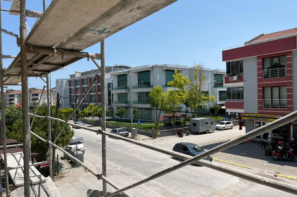C21 BAL'dan ÖĞRETMEN EVİ KARŞISINDA 1+1 DAİRELER