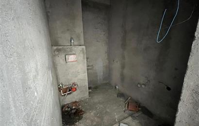 C21 BAL'dan ÖĞRETMEN EVİ KARŞISINDA 1+1 DAİRELER