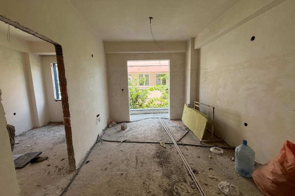 C21 BAL'dan ÖĞRETMEN EVİ KARŞISINDA 1+1 DAİRELER