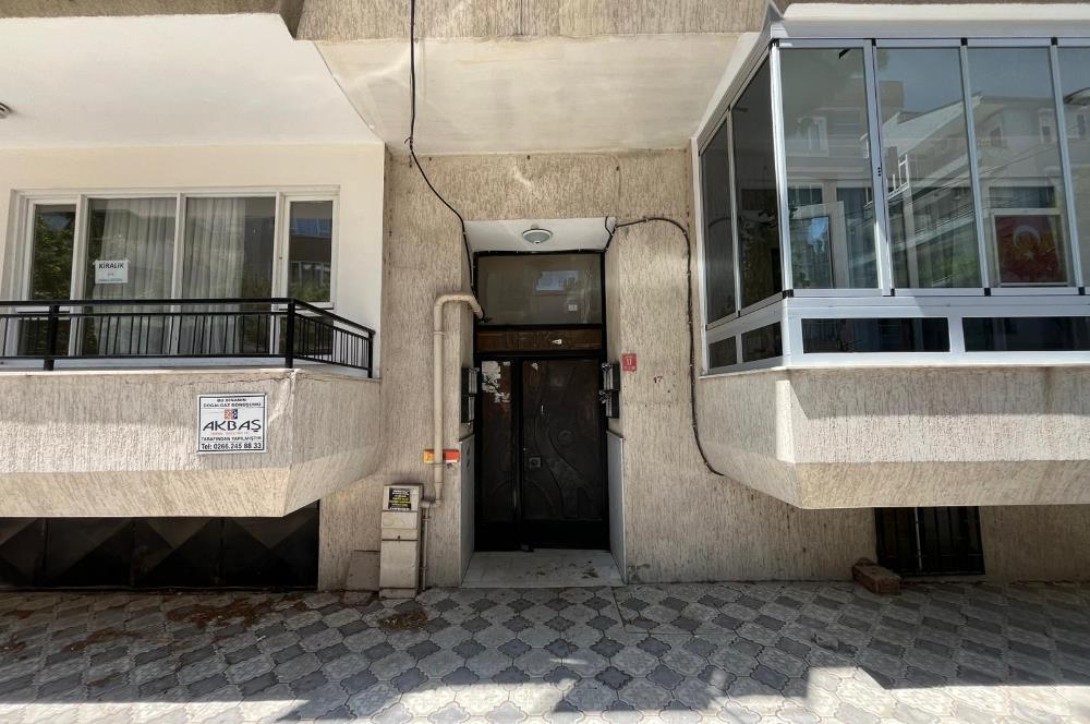C21 BAL'dan ATATÜRK MAH. DEVLET HASTANESİ VE DSİ YAKINI 2+1 DAİRE