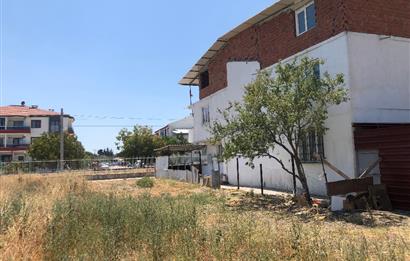 C21 LOCA'DAN GÜMÜŞÇEŞME'DE TCDD CAD. 3 KAT İMARLI ARSA