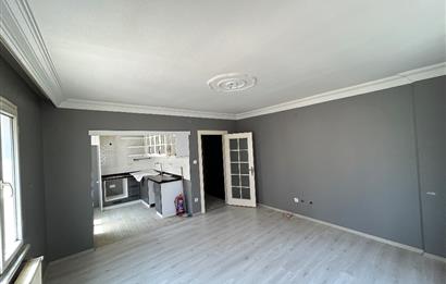 Ümraniye Atatürk Mh. 3+1 Balkonlu 100m2 Satılık Daire