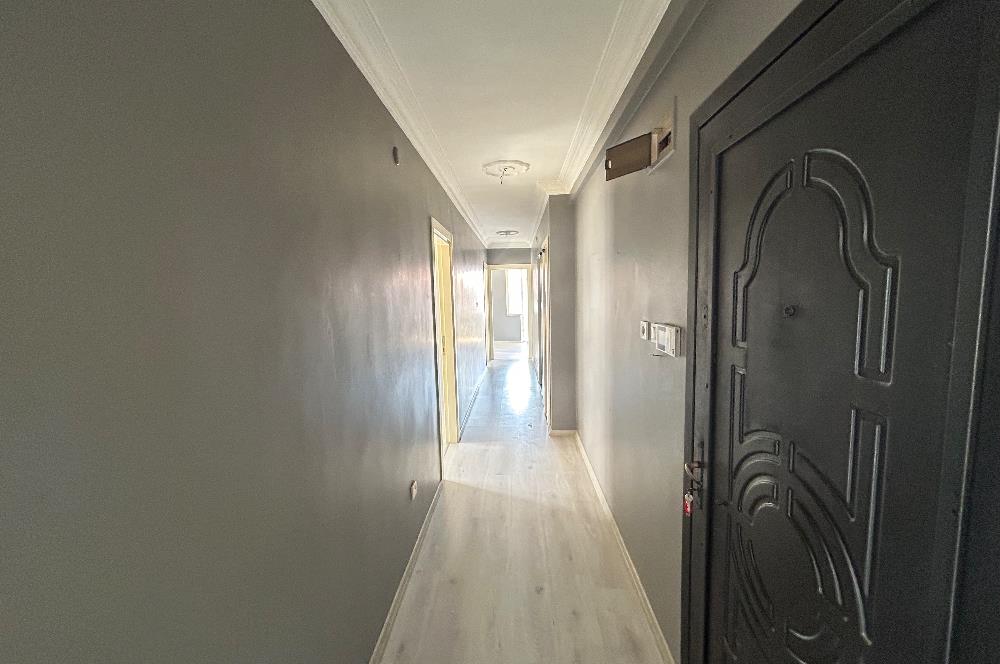 Ümraniye Atatürk Mh. 3+1 Balkonlu 100m2 Satılık Daire