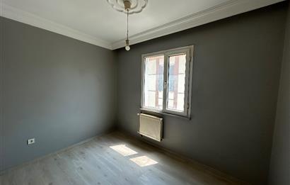 Ümraniye Atatürk Mh. 3+1 Balkonlu 100m2 Satılık Daire