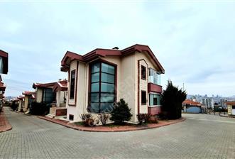 Çayyolu Park Caddesi Park Koru Evleri 4+2 Köşe Konumda Satılık