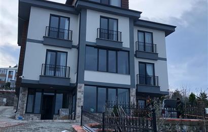 TRABZON'UN GÖZDESİ ORTAHİSAR'DA FULL DENİZ MANZARALI VİLLA 