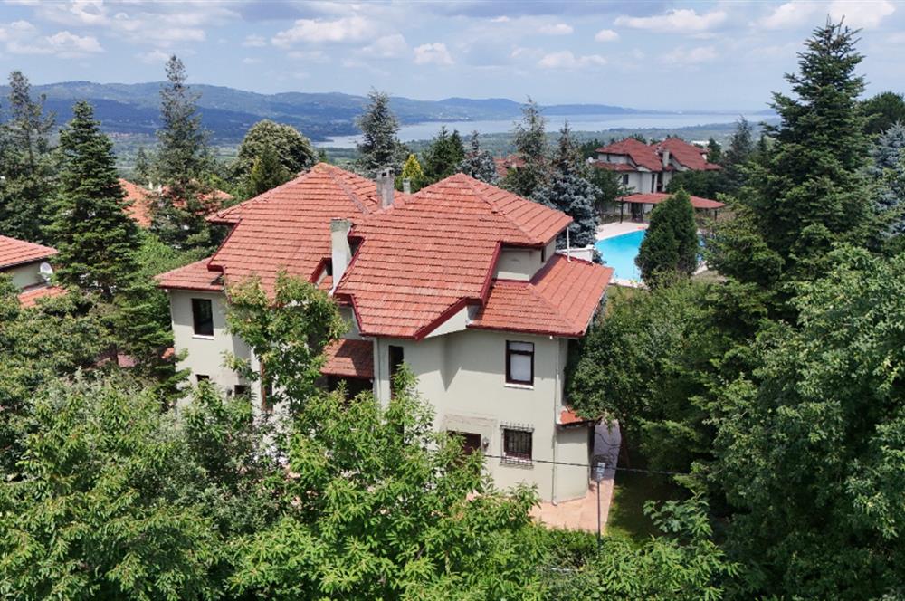 C21 PROJECT'Den DERBENT ZİRVE SİTESİNDE EŞYALI KİRALIK VİLLA