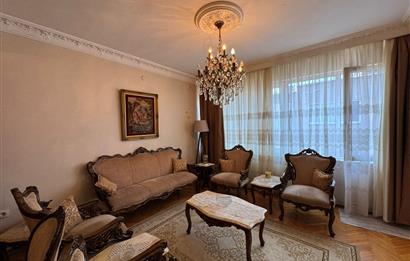 BOZKURT CADDESİNDE 2+1 SATILIK DAİRE