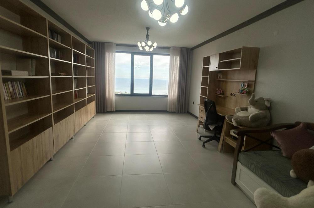 TRABZON'UN GÖZDESİ ORTAHİSAR'DA FULL DENİZ MANZARALI VİLLA 