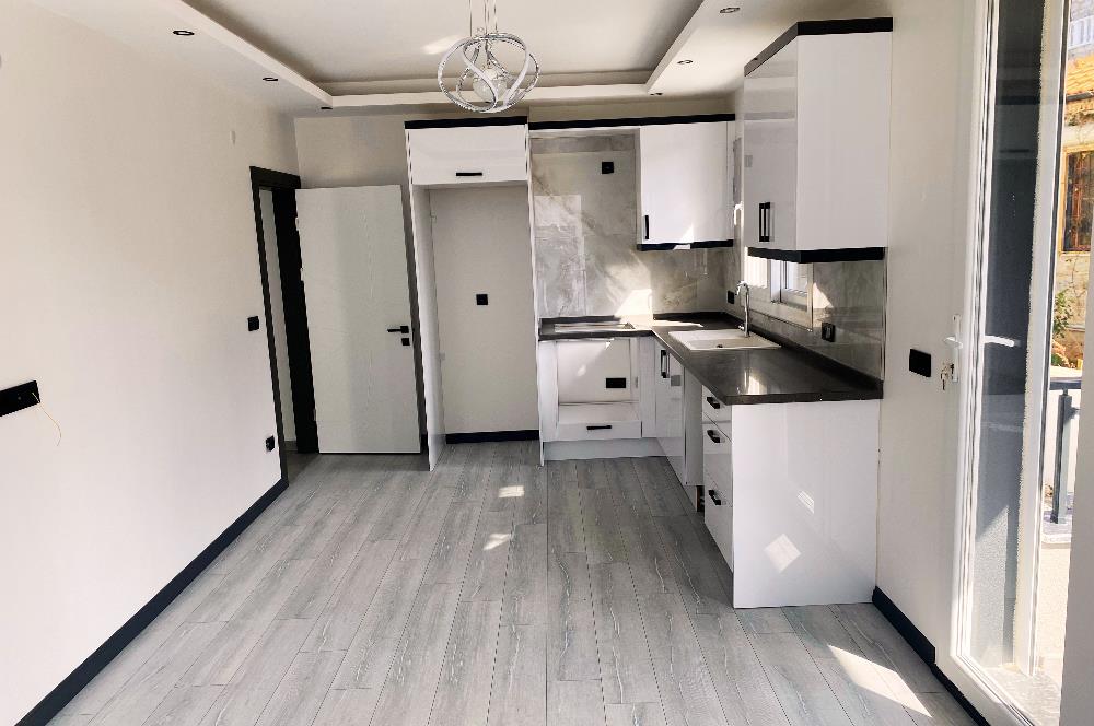 DİDİM HİSAR MAHALLESİNDE, FENER CADDESİ YANI, ASANSÖRLÜ  SIFIR BİNADA SATILIK KÖŞE 2+1 DAİRE