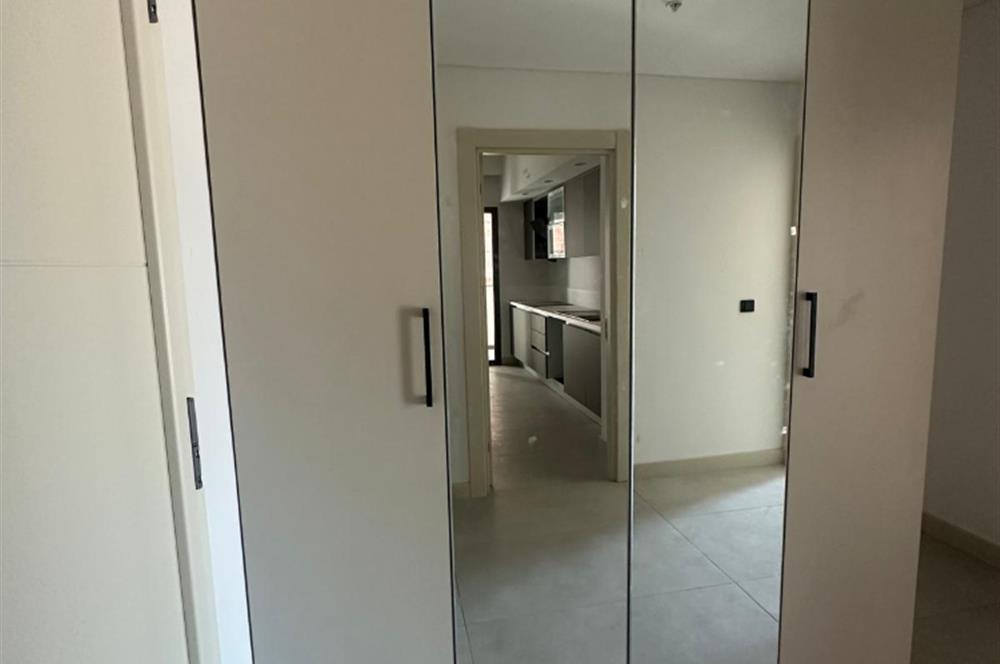 C21 ROOF'dan 19.ETAP'da KAPALI BALKONLU VESTİYERLİ 3+1 KİRALIK DAİRE
