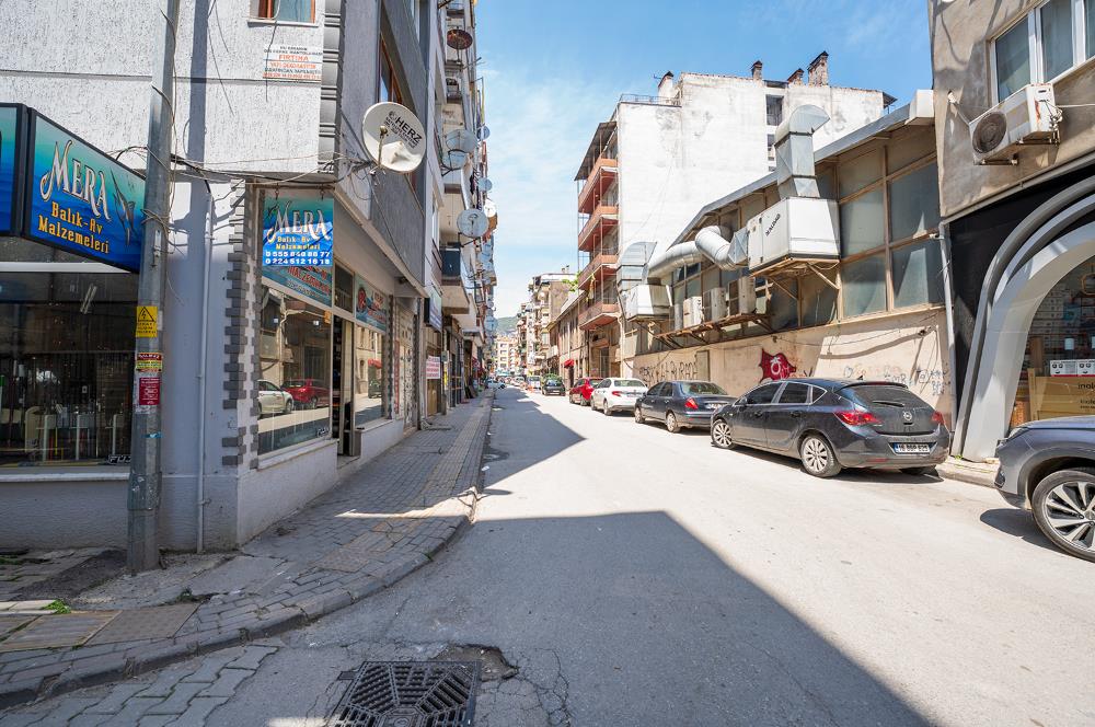 C21; Cius Gemlik Merkez'de Sahile Çok Yakın Satılık Dükkan