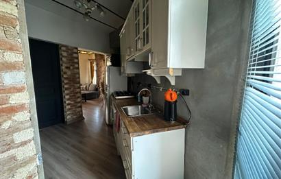 KUMBARACI YOKUŞU, KAPIKULU SOKAK’TA 1+1 KEYİFLİ DAİRE