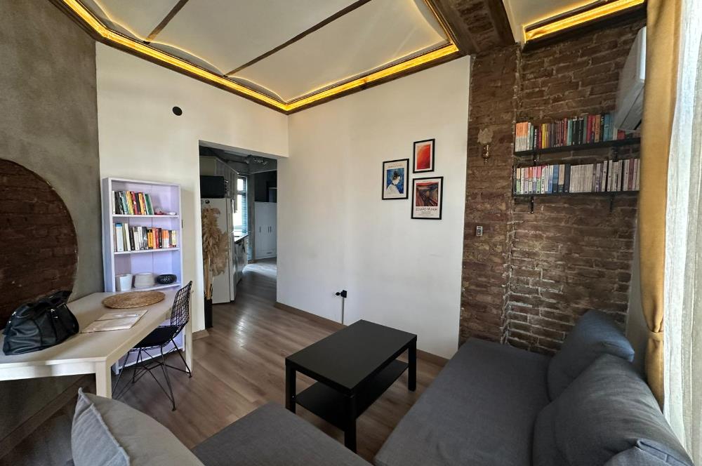 KUMBARACI YOKUŞU, KAPIKULU SOKAK’TA 1+1 KEYİFLİ DAİRE