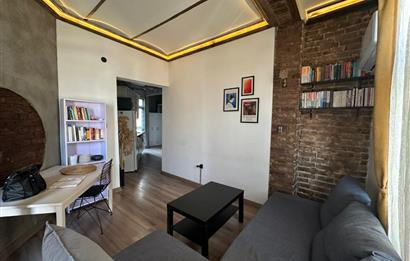 KUMBARACI YOKUŞU, KAPIKULU SOKAK’TA 1+1 KEYİFLİ DAİRE