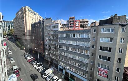 ŞİŞLİ DOLAPDERE CADDESİ ÜZERİNDE 1+1 ASANSÖRLÜ OFİS