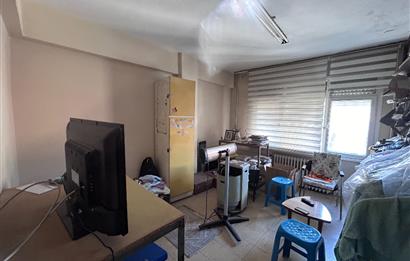 ŞİŞLİ DOLAPDERE CADDESİ ÜZERİNDE 1+1 ASANSÖRLÜ OFİS
