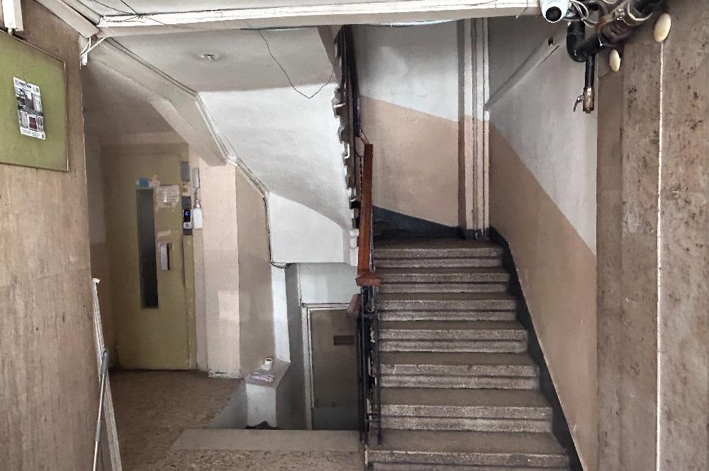 ŞİŞLİ DOLAPDERE CADDESİ ÜZERİNDE 1+1 ASANSÖRLÜ DAİRE