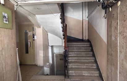 ŞİŞLİ DOLAPDERE CADDESİ ÜZERİNDE 1+1 ASANSÖRLÜ DAİRE