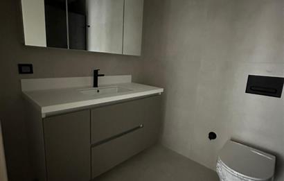 C21 ROOF'dan 19.ETAP'da KAPALI BALKONLU VESTİYERLİ 3+1 KİRALIK DAİRE