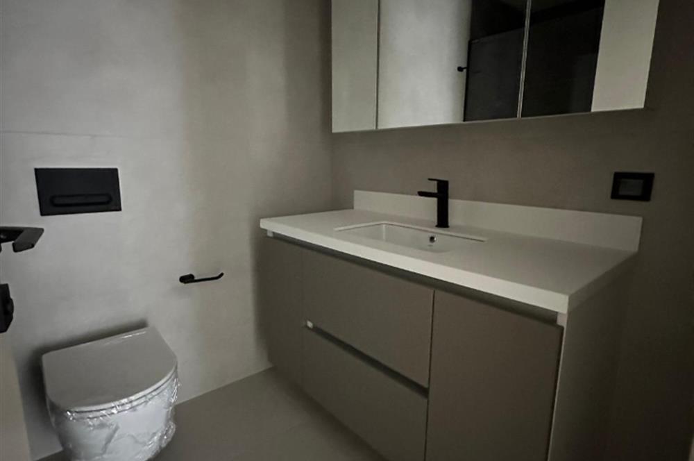 C21 ROOF'dan 19.ETAP'da KAPALI BALKONLU VESTİYERLİ 3+1 KİRALIK DAİRE