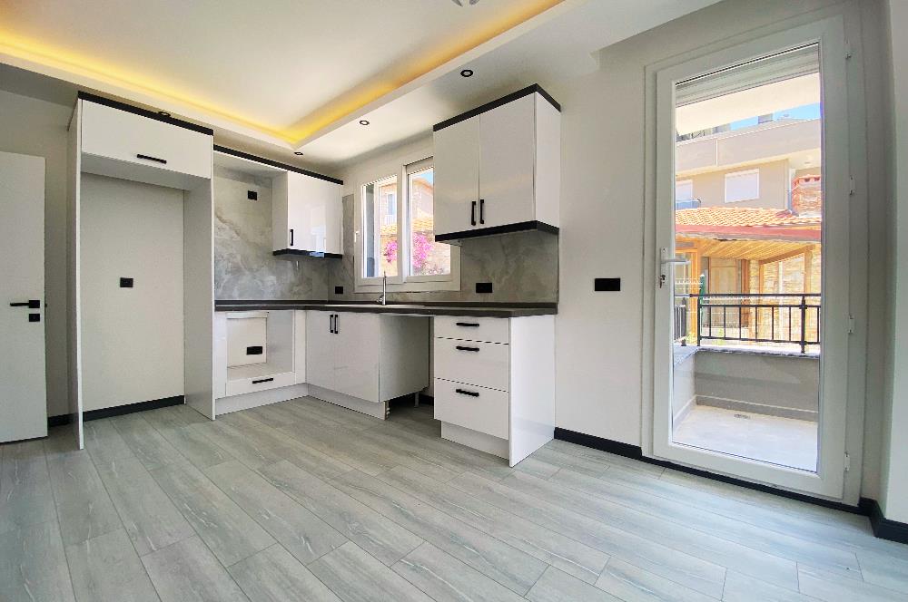 DİDİM HİSAR MAHALLESİNDE, FENER CADDESİ YANI, ASANSÖRLÜ  SIFIR BİNADA SATILIK KÖŞE 2+1 DAİRE