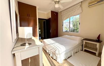 Girne Ozanköy Havuzlu Geniş Arsalı 3+1 Villa