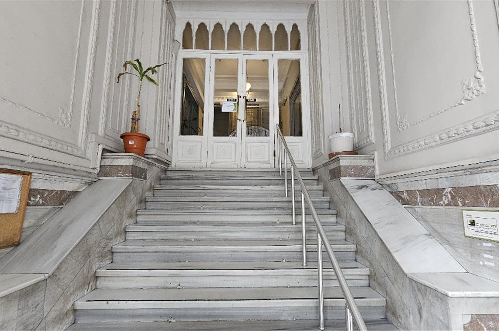 NİŞANTAŞI RUMELİ CADDESİ ÜZERİNDE KİRALIK BÜRO&OFİS