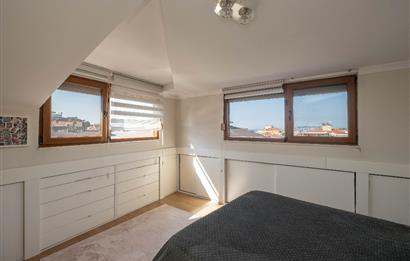 KÜÇÜKYALI'DA 3+2 150m2 NET TERASLI YENİ BAKIMLI DUBLEKS