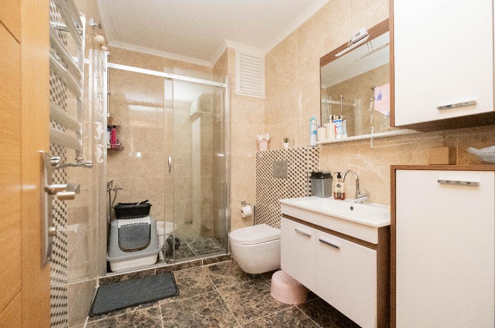 KÜÇÜKYALI'DA 3+2 150m2 NET TERASLI YENİ BAKIMLI DUBLEKS