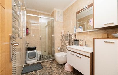 KÜÇÜKYALI'DA 3+2 150m2 NET TERASLI YENİ BAKIMLI DUBLEKS