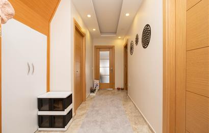 KÜÇÜKYALI'DA 3+2 150m2 NET TERASLI YENİ BAKIMLI DUBLEKS