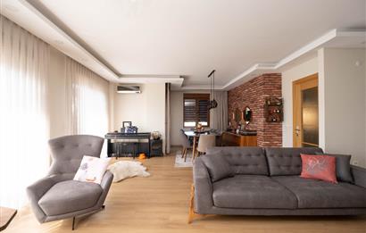 KÜÇÜKYALI'DA 3+2 150m2 NET TERASLI YENİ BAKIMLI DUBLEKS
