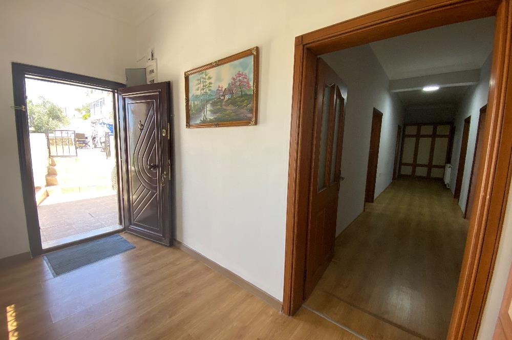 Bodrum Umurca’da Satılık Kısmi Deniz Manzaralı Geniş 2+1 Giriş Katı Daire