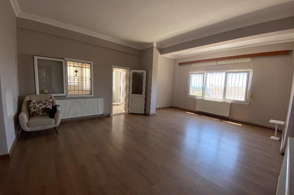 Bodrum Umurca’da Satılık Kısmi Deniz Manzaralı Geniş 2+1 Giriş Katı Daire