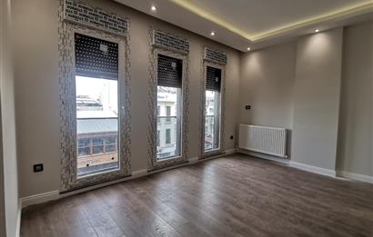 YEŞİLKÖY KİRALIK 4+1 SIFIR YENİ TESLİM BİNADA CENTURY21 SAHRADAN