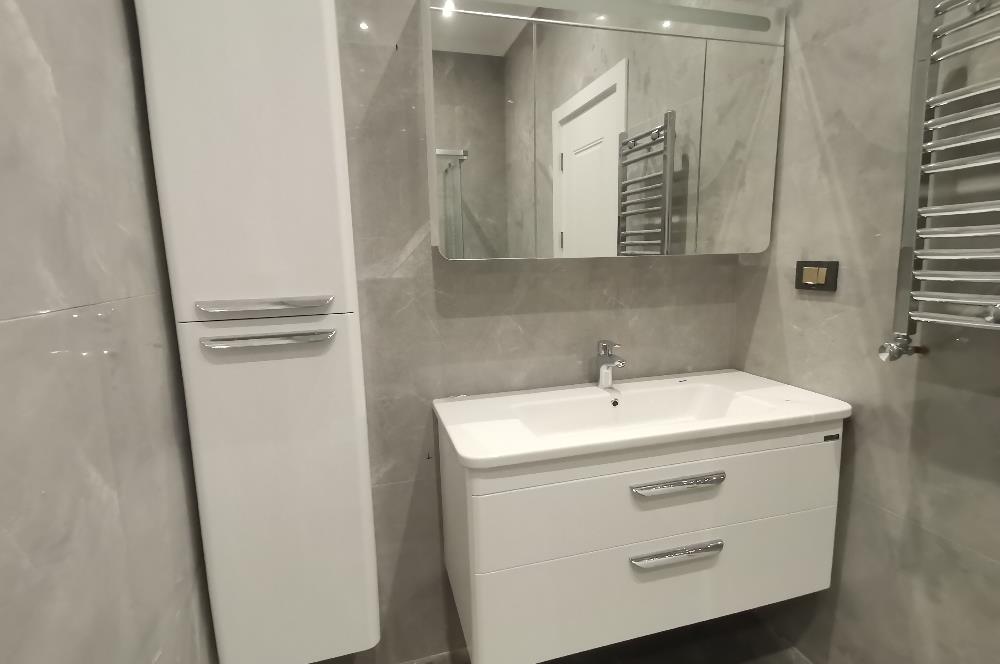 YEŞİLKÖY KİRALIK 4+1 SIFIR YENİ TESLİM BİNADA CENTURY21 SAHRADAN