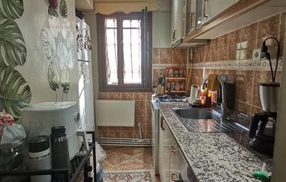 KOZYATAĞI ŞANLIER SOKAKTA KİRALIK 2+1 KOMBİLİ DAİRE