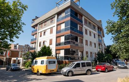 KÜÇÜKYALI'DA 3+2 150m2 NET TERASLI YENİ BAKIMLI DUBLEKS
