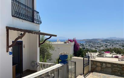 Bodrum Umurca’da Satılık Kısmi Deniz Manzaralı Geniş 2+1 Giriş Katı Daire