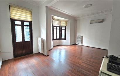NİŞANTAŞI RUMELİ CADDESİ ÜZERİNDE KİRALIK BÜRO&OFİS