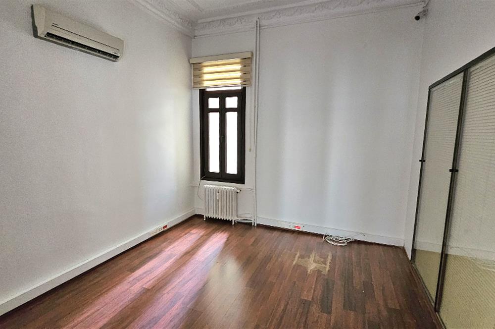 NİŞANTAŞI RUMELİ CADDESİ ÜZERİNDE KİRALIK BÜRO&OFİS